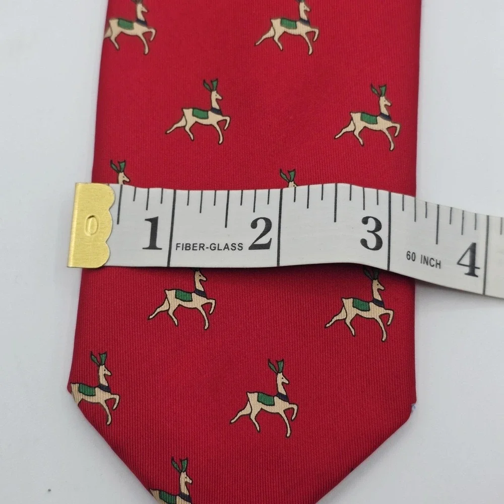 Savile Row Tie Mens One Size Red‎ Silk Reindeer Christmas Novelty Classic Print